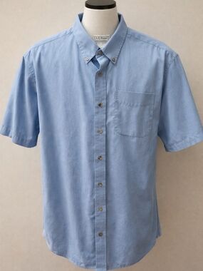 L.L. Bean Men's Sky Blue Short-Sleeve Button-Down Shirt Size XL